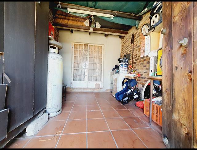 2 BEDROOM FREEHOLD FOR SALE IN NOORDWYK
